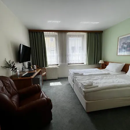 Hotel Zur Sonne 3*