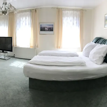 Zur Sonne Hotel 3*