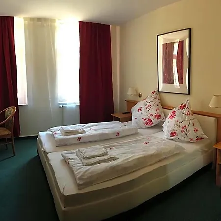 Zur Sonne Hotel