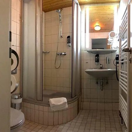 Hotel Zur Sonne 3*