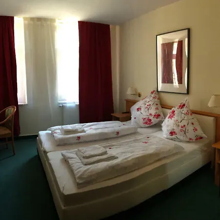 Hotel Zur Sonne 3*