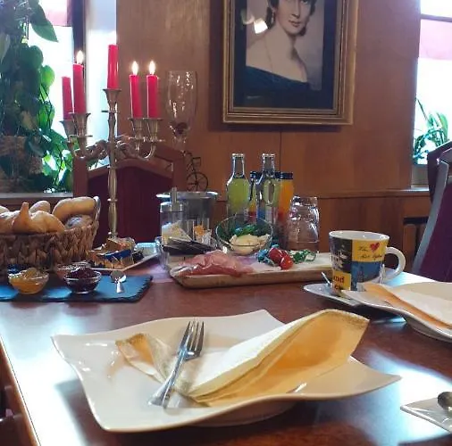 Zur Sonne Отель