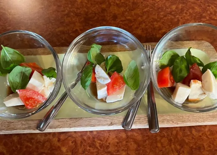 Zur Sonne Отель 3*